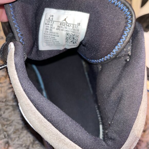 Jordan 1 Mid SE Royal Black Toe men's size 8.5 sneakers - Picture 10 of 10